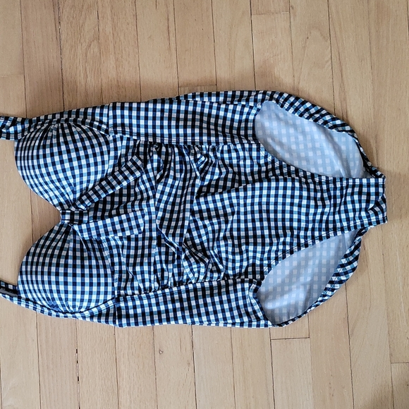 5 for $25: Merona retro one-piece swimsuit medium - Picture 4 of 6